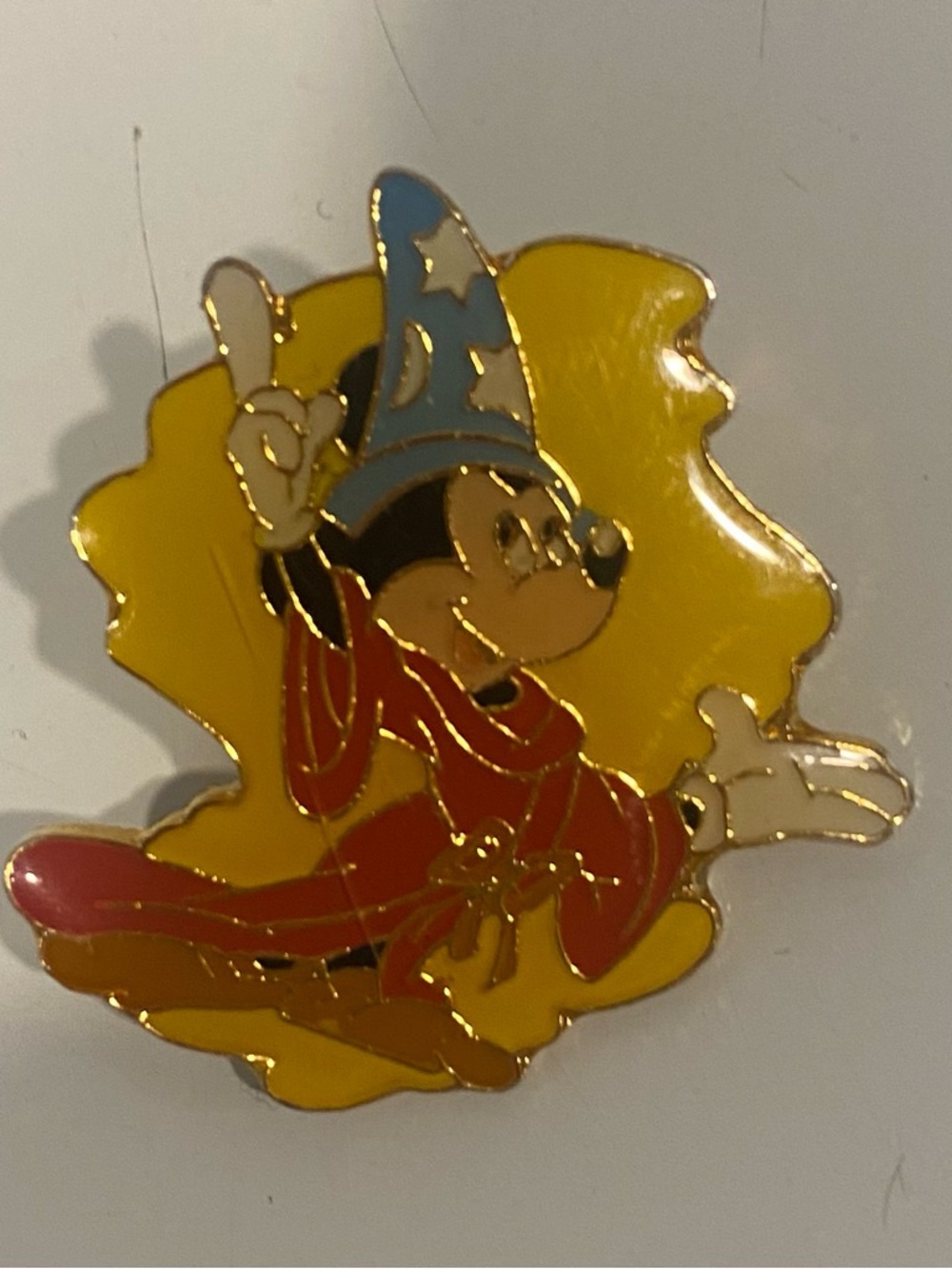 Vintage Disney Enamel Pin Lot Mickey Mouse Minnie Fantasia Sorcerer Pins - Picture 2 of 5